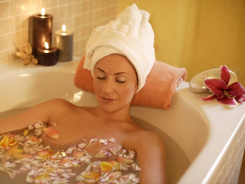 Therapeutic baths to relieve the symptoms of varicose veins in the legs